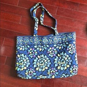 Vera Bradley shoulder bag